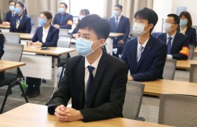 2025年湖北省高考人数大概是多少,2022年湖北省高考题型会变吗