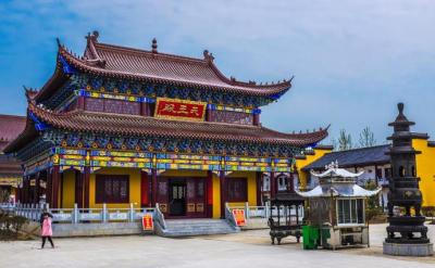 你觉得在深圳工资多少才正常,月薪都超过两万吗