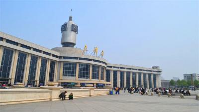 北京到天津距离,河北省雄安新区离北京市有多远