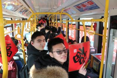 青岛机场大巴电话,青岛机场有机场大巴吗