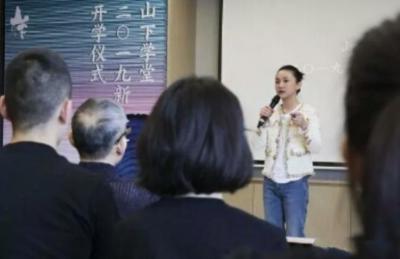 中戏学费多少一年,中戏上戏北电哪个学费比较便宜