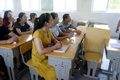 中小学教师坚守抗击新冠肺炎一线,钟祥市第三中学