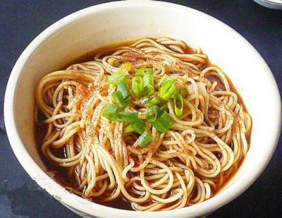 面条是什么做的,配料中的面粉