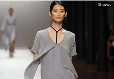 掀美女裙子,成都某大学男生偷拍女生裙底