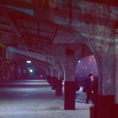 保定火车站电话,保定站和保定高铁站是一个地方吗