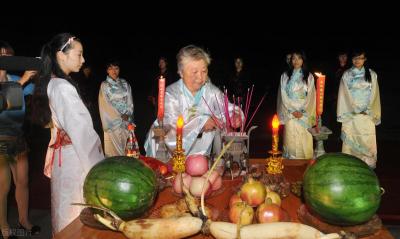 国庆节习俗,今年的中秋节冷清